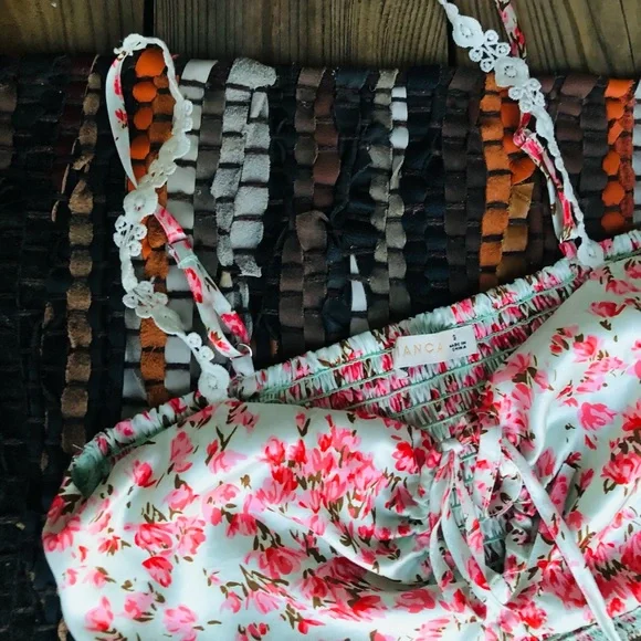 ☀️✌🏼NWOT Floral 2 Piece Set - Picture 8 of 12